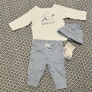 Carter’s Baby 4-Piece Set - 3M
